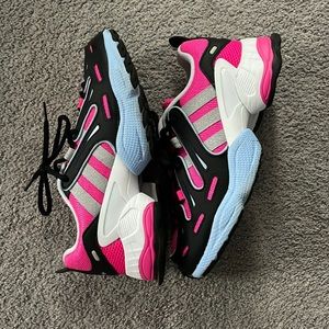 Womens Adidas sneakers size 7.5. Brand new, never worn.